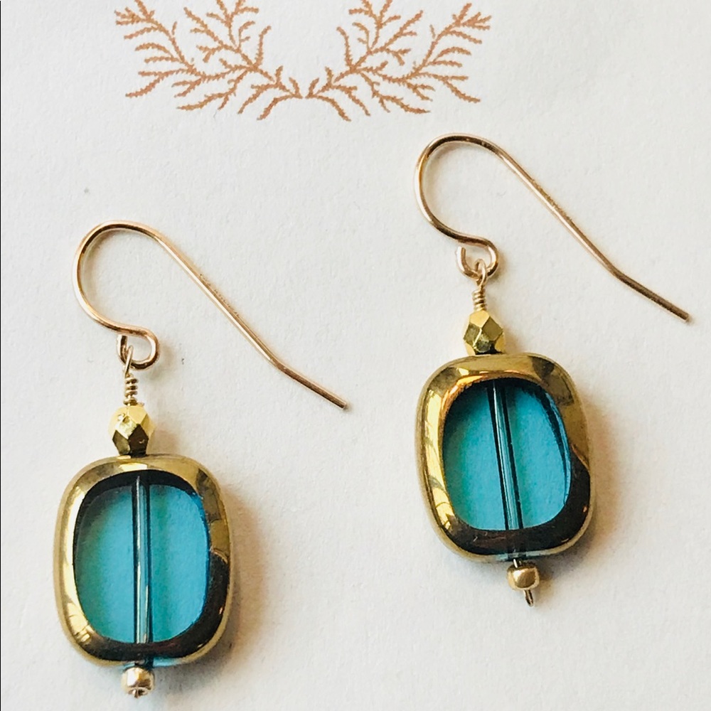 ✨HP✨ Vintage Gold Glass Aqua Dangle Earrings - Picture 1 of 1